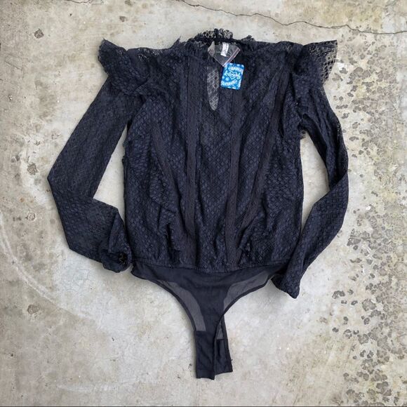 Free People Goldie Black Lace Ruffled Bodysuit XS - Picture 4 of 7